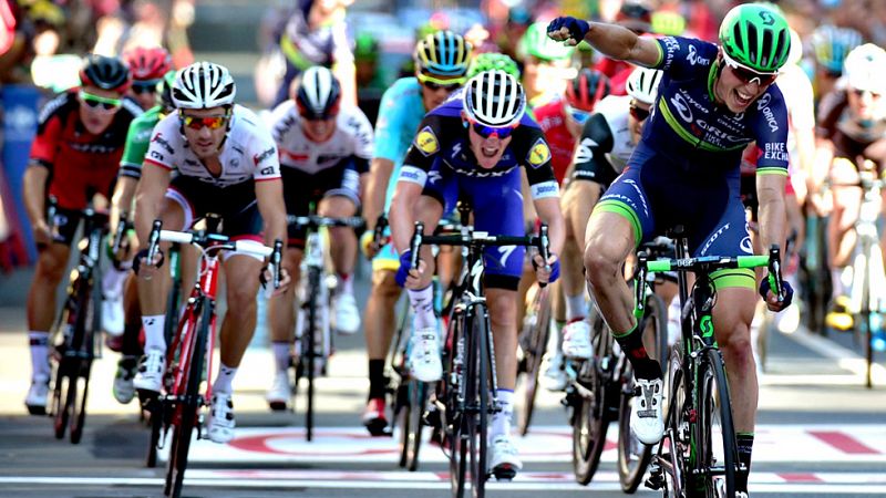 El belga Jens Keukeleire (Orica) se ha impuesto en la duodécima etapa de la Vuelta a España disputada entre Los Corrales de Buelna y Bilbao, de 193,2 kilómetros, en la que el colombiano Nairo Quintana mantuvo el jersey de líder.