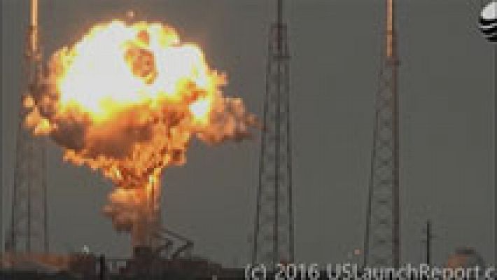 Telediario 1 - Explota un cohete no tripulado de SpaceX en Cabo Cañaveral, en EE.UU.