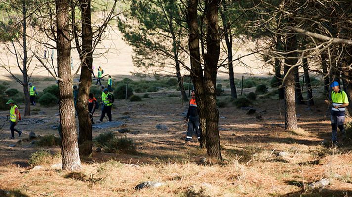 Telediario 1 - Segundo día de batidas de la Guardia Civil y vecinos para buscar a la joven Diana Quer, desaparecida hace 12 días