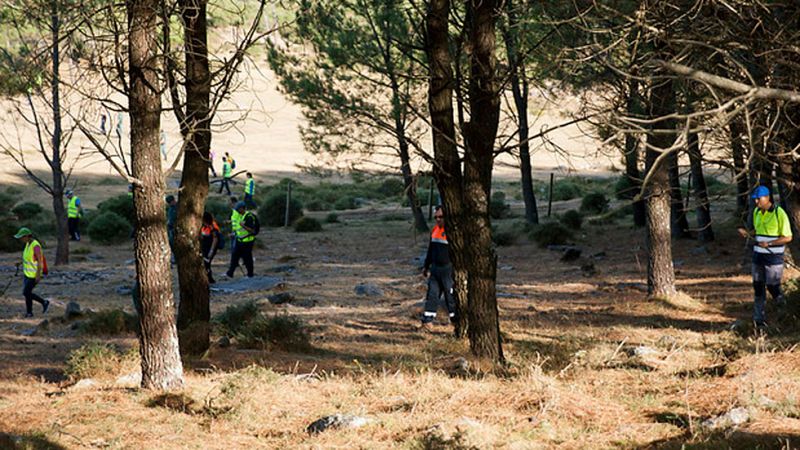 Segundo día de batidas de la Guardia Civil y vecinos para buscar a la joven Diana Quer, desaparecida hace 12 días