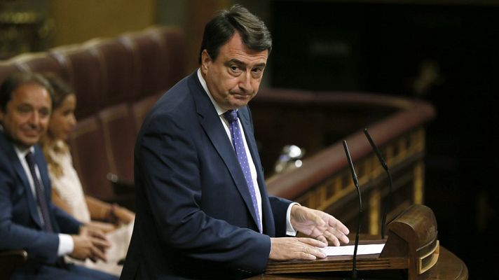 Especiales informativos - Aitor Esteban: "Nuestro voto será negativo hoy y después del 25 de septiembre"