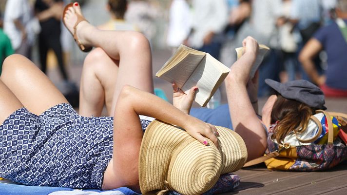 Telediario 1 - Salir a la calle no es tarea fácil con los termómetros tan disparados