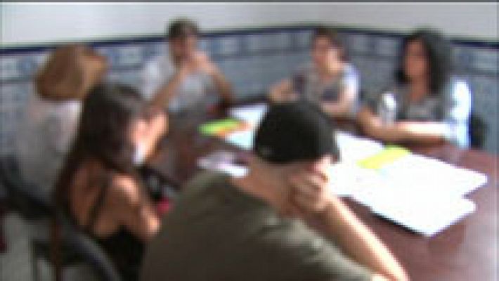 Telediario 1 - Una asociación para ayudar a los comedores compulsivos