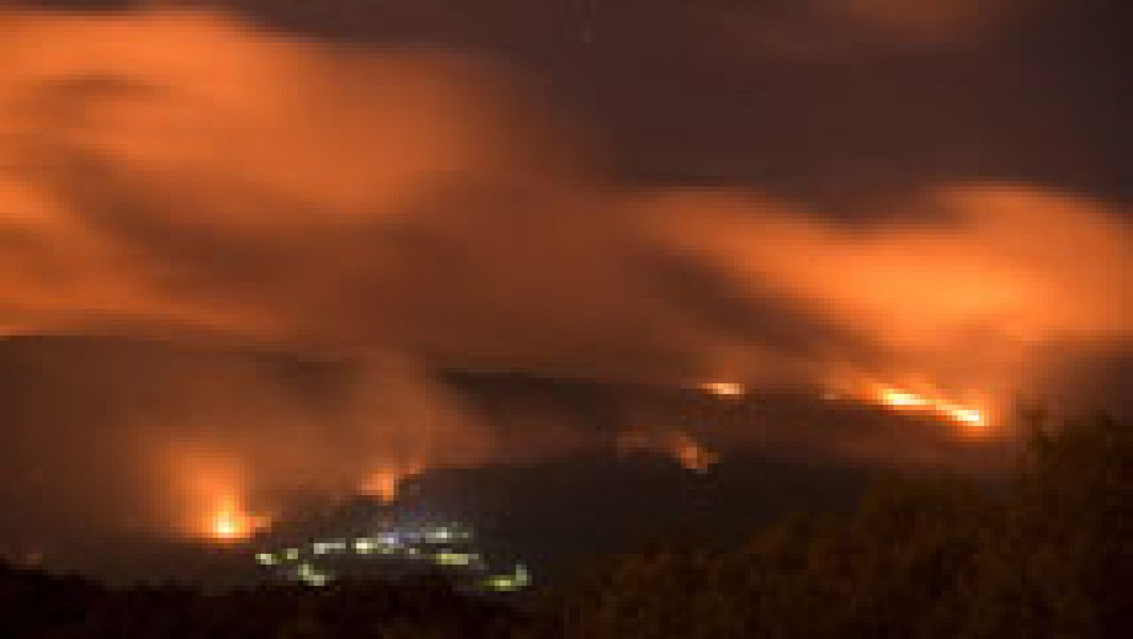 Telediario 1: Los incendios queman 6.000 hectáreas en dos días | RTVE Play