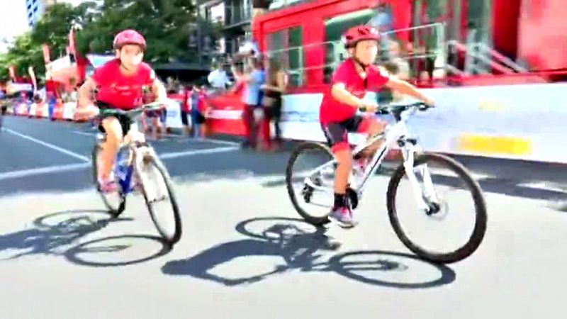 La celebración de esta carrera enfocada para niños y niñas durante la Vuelta ciclista a España cumple ya seis ediciones.