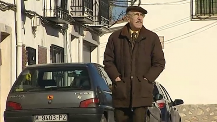 Jesús Guzmán recorre Santorcaz, el pueblo de la serie