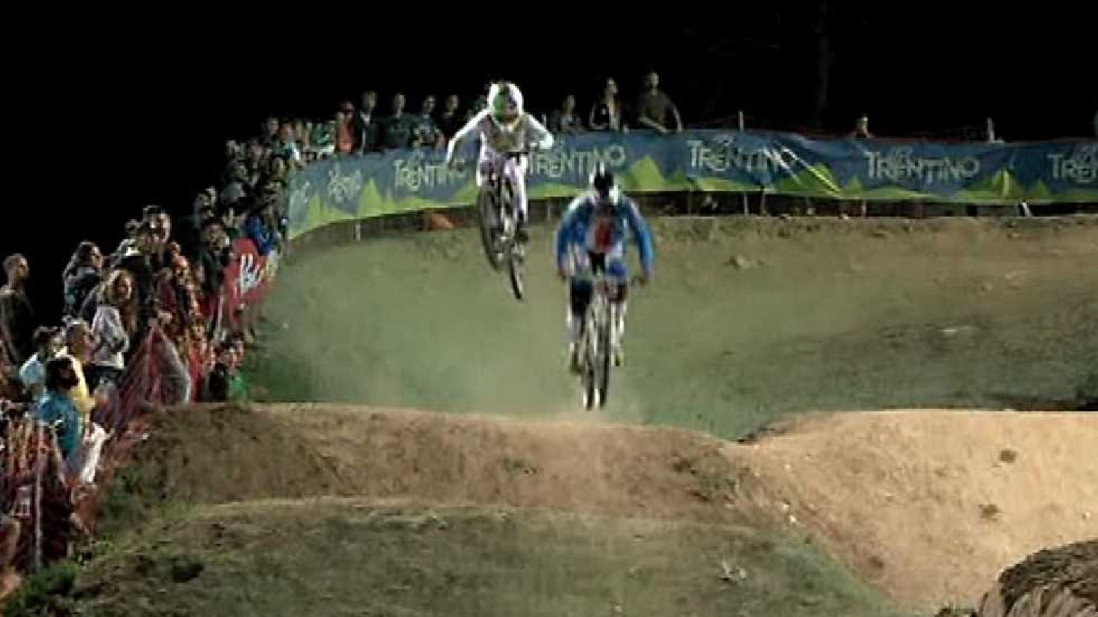 Mountain Bike  ¿ Campeonato del Mundo Cross Élite Masculino y Femenino - VER AHORA