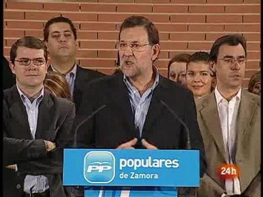 Rajoy ve "un error" endeudarse