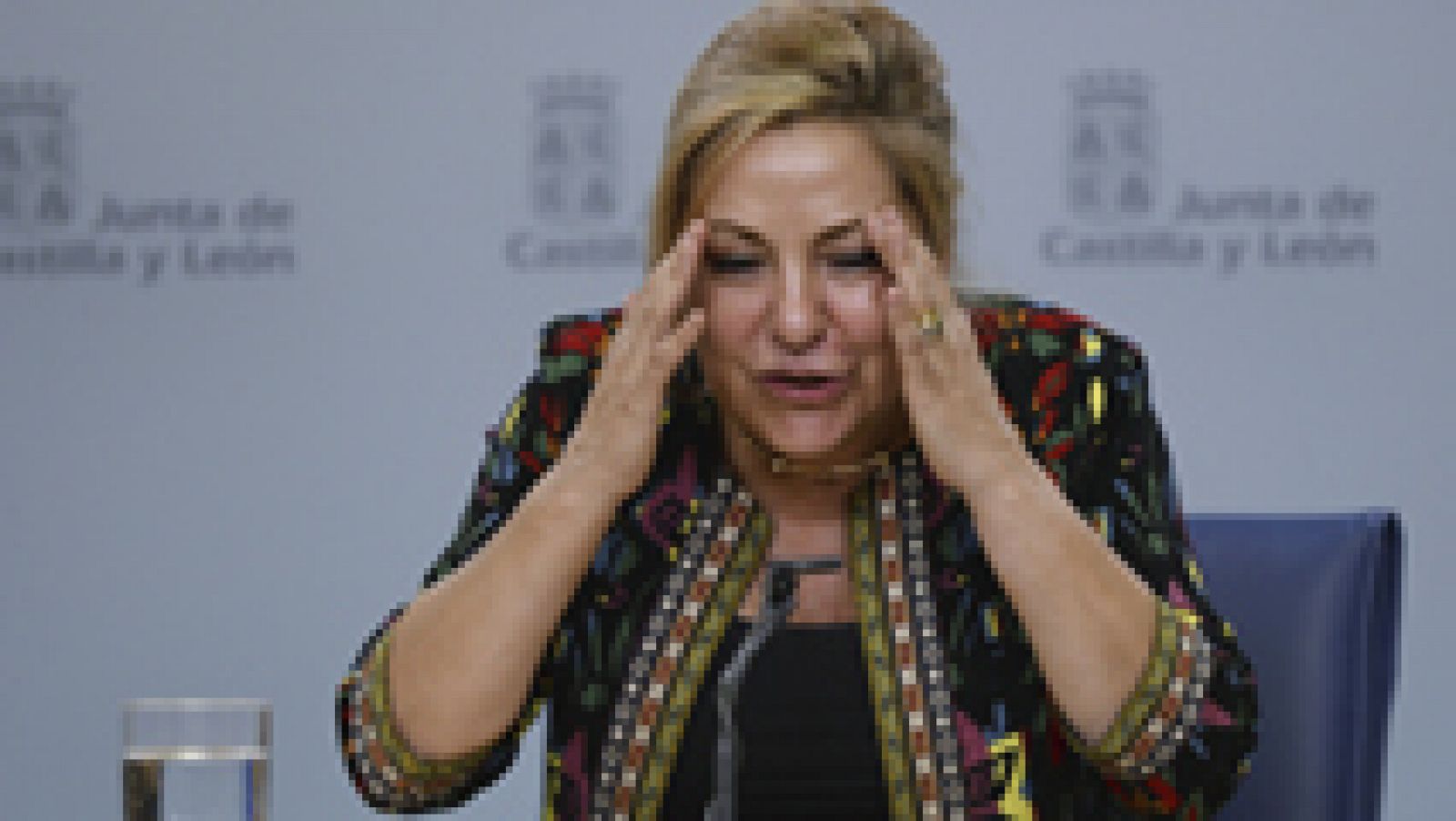 Telediario 1: Dimite la vicepresidenta de Castilla y León al triplicar la tasa de alcoholemia tras un incidente de tráfico | RTVE Play