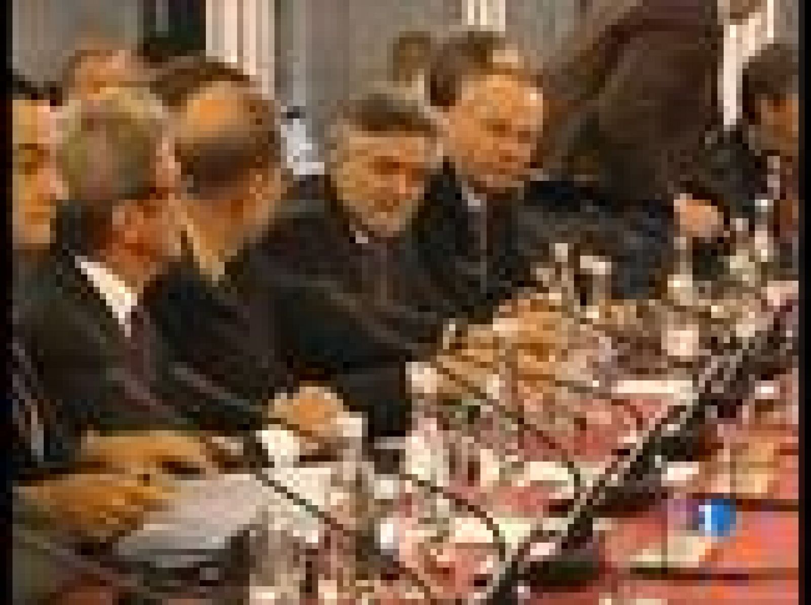 Se multiplican los esfuerzos diplomáticos para detener la guerra en Gaza. Desde la ONU, el Cuarteto para Oriente Medio exige el alto el fuego. Y en París, los ministros de Exteriores de la Unión Europea han pedido a las dos partes un alto el fuego inmediato de 48 horas.
