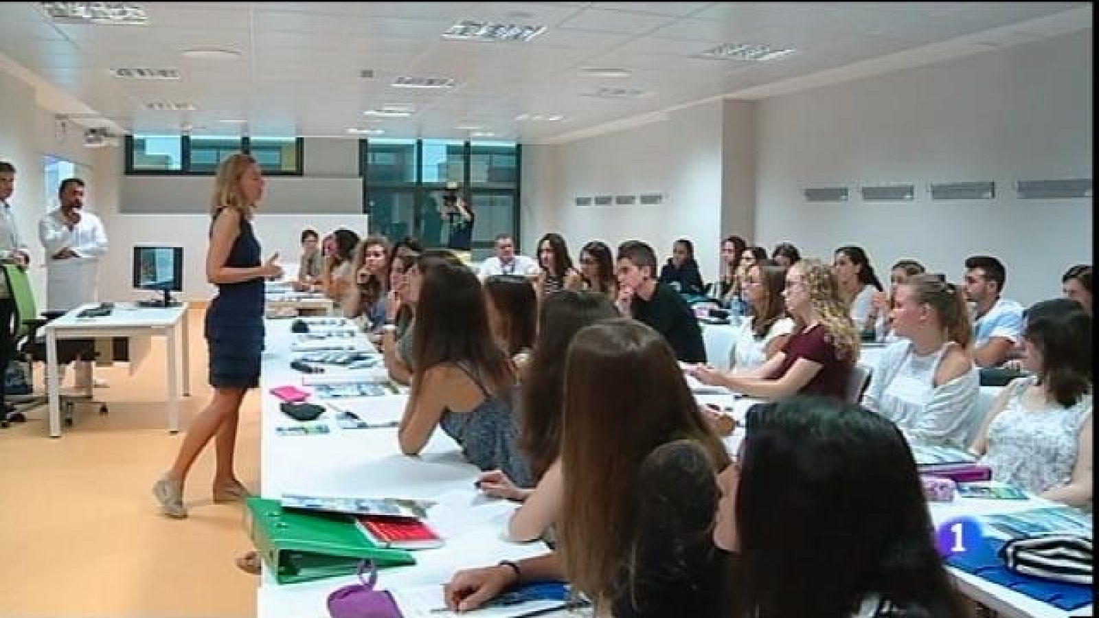 S'estrena la Facultat de Medicina