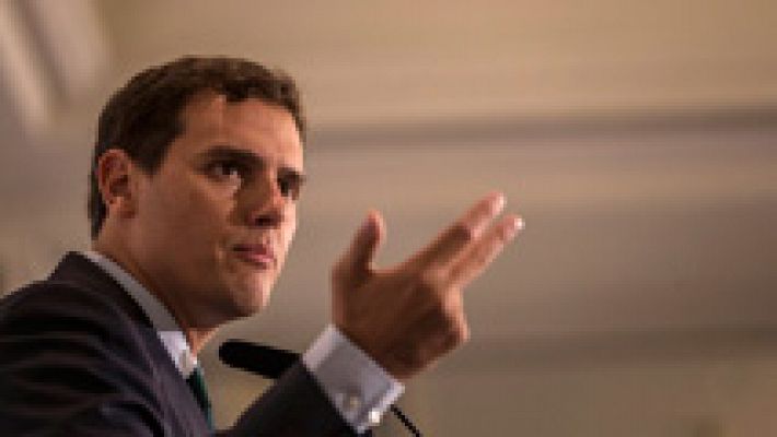 Telediario 1 - Los partidos reclaman la dimisión de Rita Barberá tras abrirle el Supremo causa por blanqueo