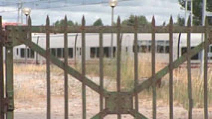 Telediario 1 - Abandona el tren que conducía porque había terminado su jornada laboral