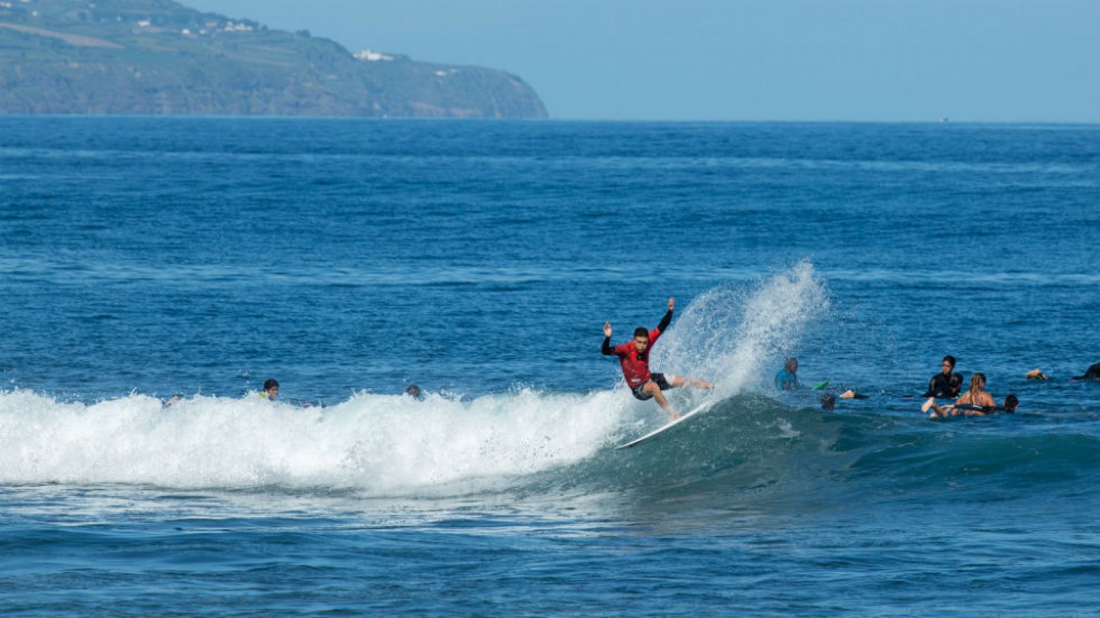La Roja junior, al mundial de surf de Islas Azores