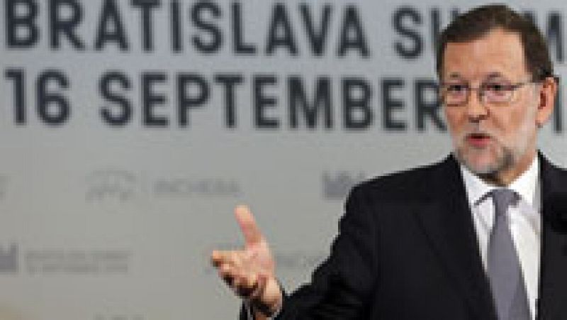 Rajoy asegura que en la UE están "sorprendidos" por el bloqueo político en España 