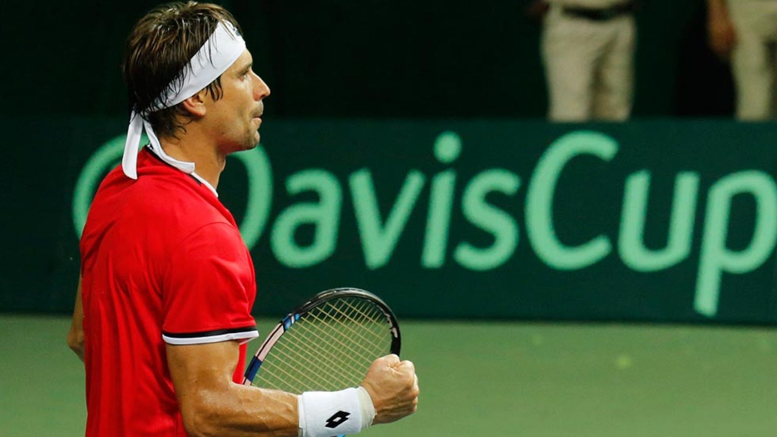 España queda a un paso del Grupo Mundial sin tirar de Nadal | Ver