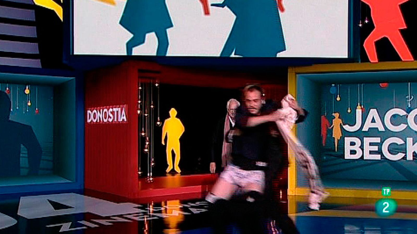 Interrumpen la inauguración de San Sebastián para reivindicar el acercamiento de presos de ETA