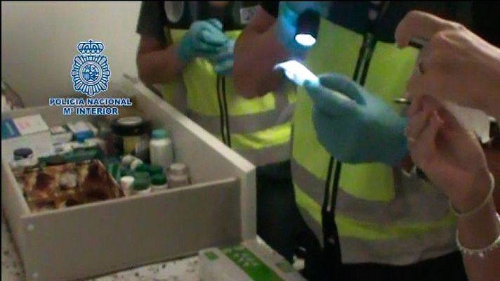 Telediario 1 - Desarticulan una trama dedicada a la adquisición de drogas