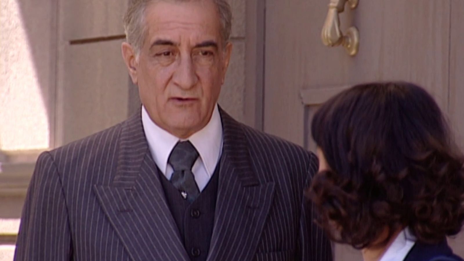 Amar en tiempos revueltos - T3 - Episodio 194 - Ver ahora