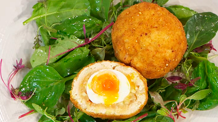 RTVE Cocina - Receta de huevos escoceses