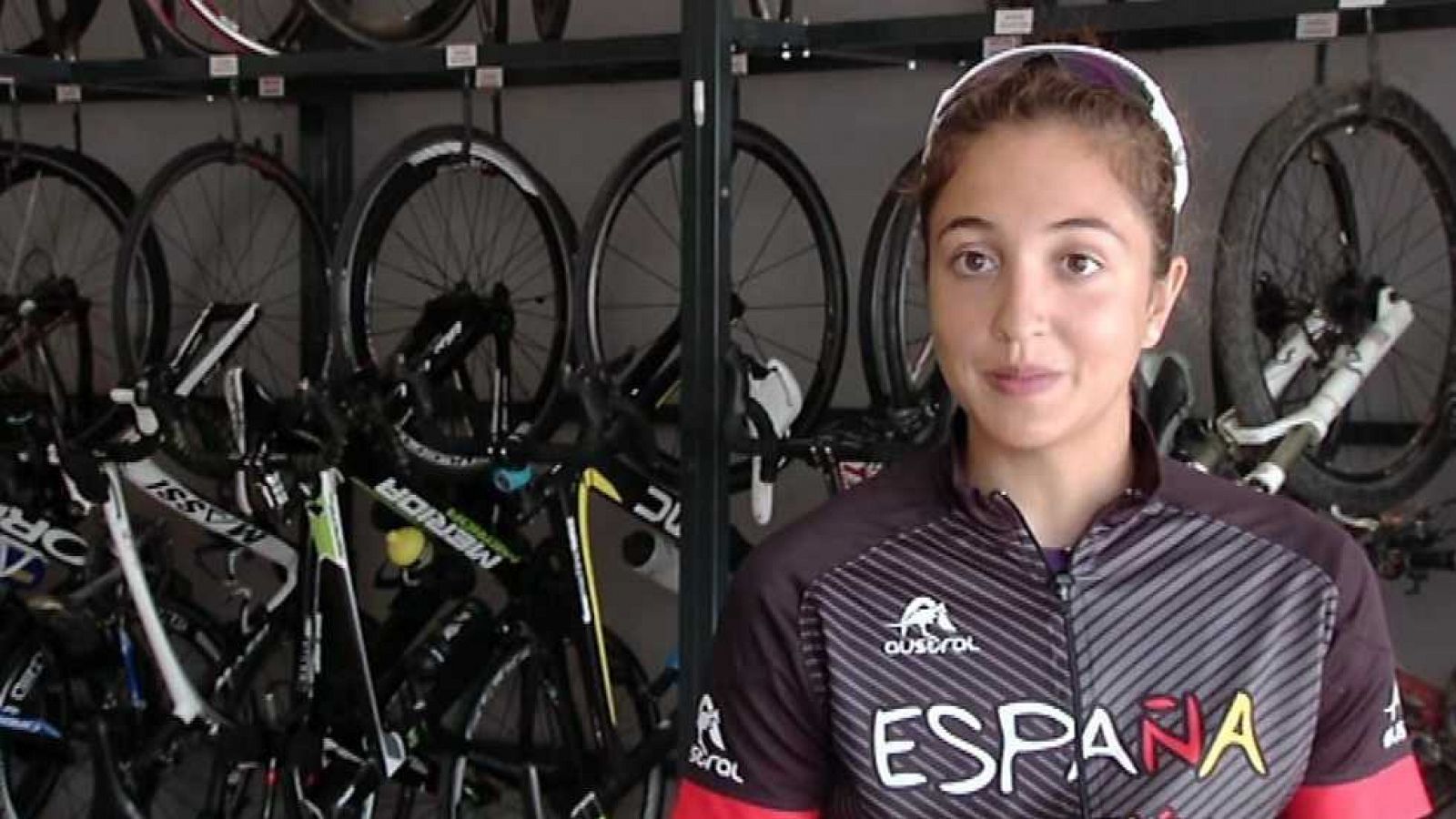 Mujer y deporte - Triatleta: Inés Santiago - ver ahora