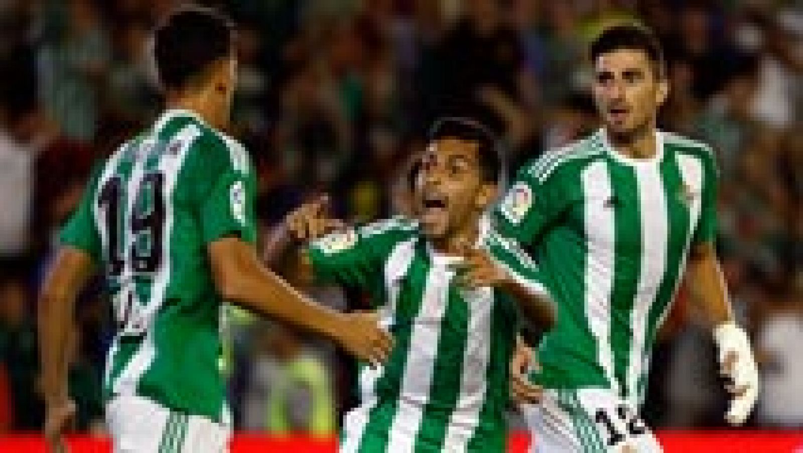 Telediario 1: Sevilla - Betis, el derbi andaluz divide a Sevilla | RTVE Play