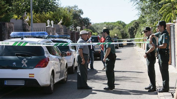 Telediario 1 - Los familiares del matrimonio asesinado en Pioz niegan que hubiera un ajuste de cuentas