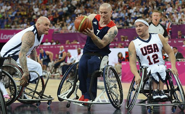 Telediario 1 - El paralímpico Bywater reta a los mejores triplistas de la Liga