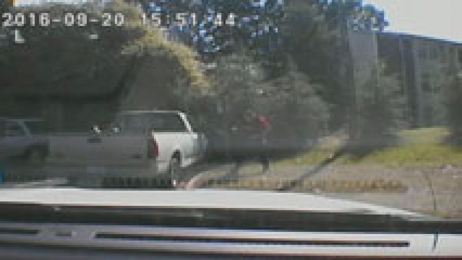 La policía de Charlotte hace públicos los vídeos del asesinato del afroamericano víctima de los disparos de un agente