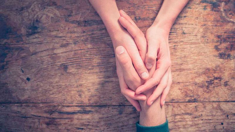 Cáritas atendió a menos familias en 2015 pero tuvo que aumentar un 22% las ayudas