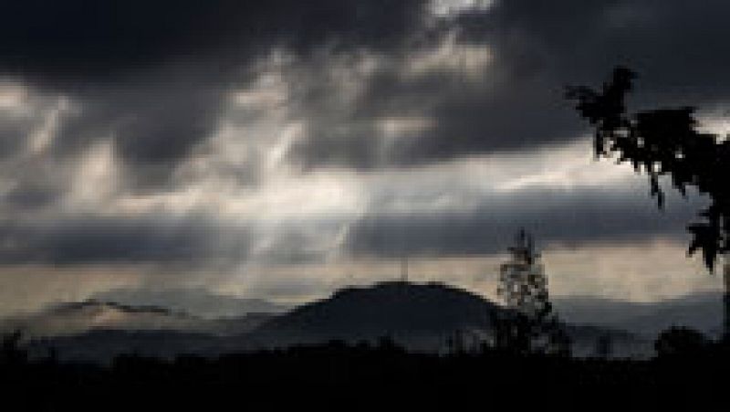 Nubes en el Mediterráneo con lluvias fuertes en Comunidad Valenciana