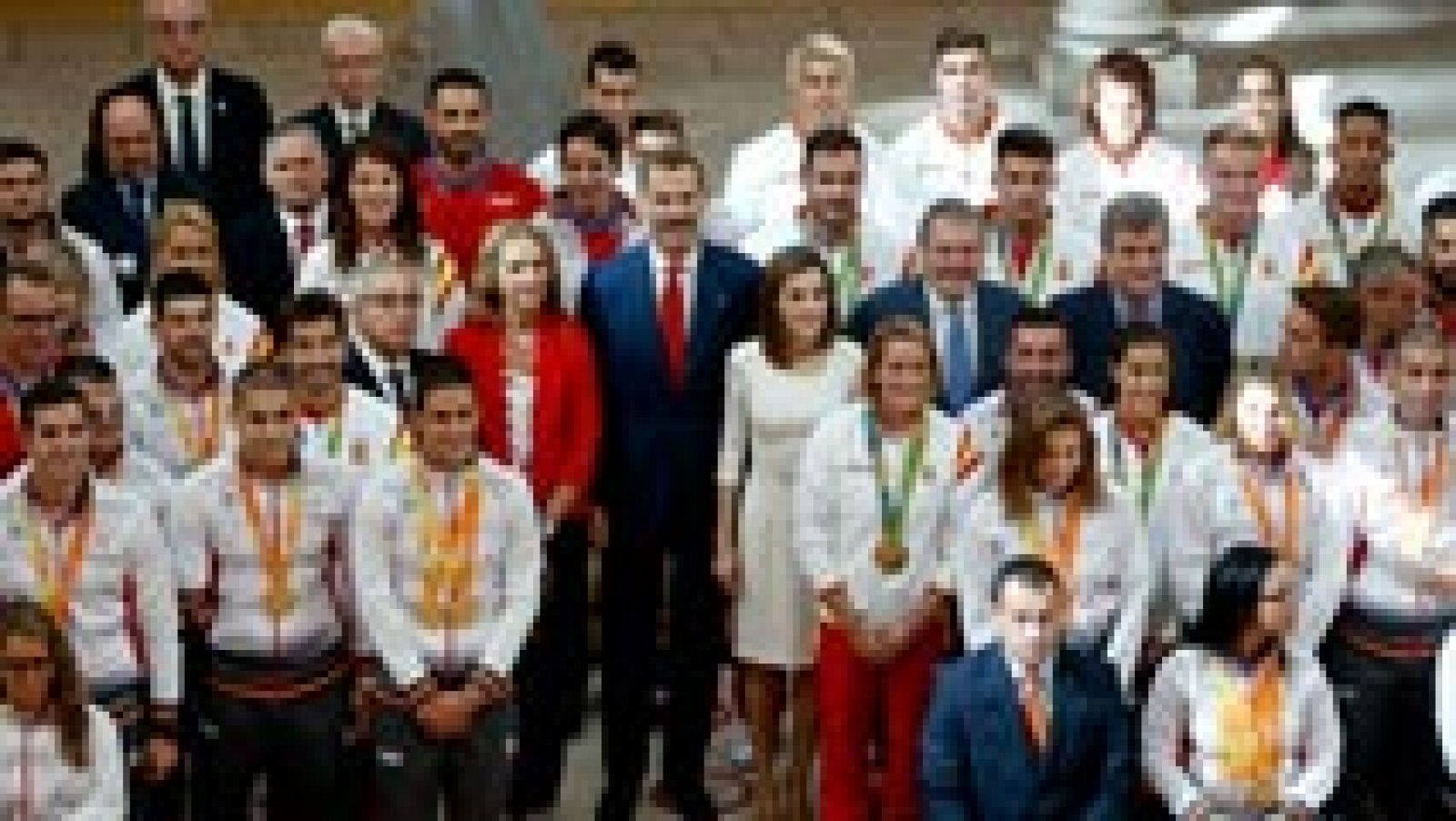 Telediario 1: Felipe VI recalca el "orgullo" por los deportistas olímpicos y paralímpicos | RTVE Play