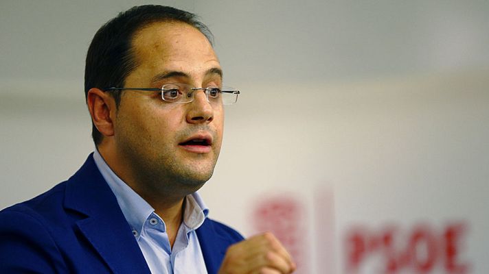 Telediario 1 - Luena, tras las dimisiones en la Ejecutiva del PSOE: "Se ha querido torcer la voluntad de sus órganos legítimos"