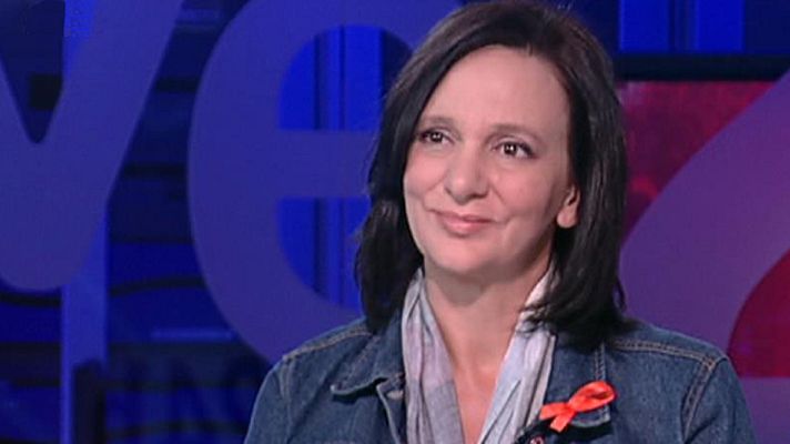 La noche en 24h - Carolina Bescansa: "La crisis del PSOE es una pelea de familias que se disputan el poder"