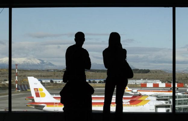 Retrasos en Barajas por las bajas