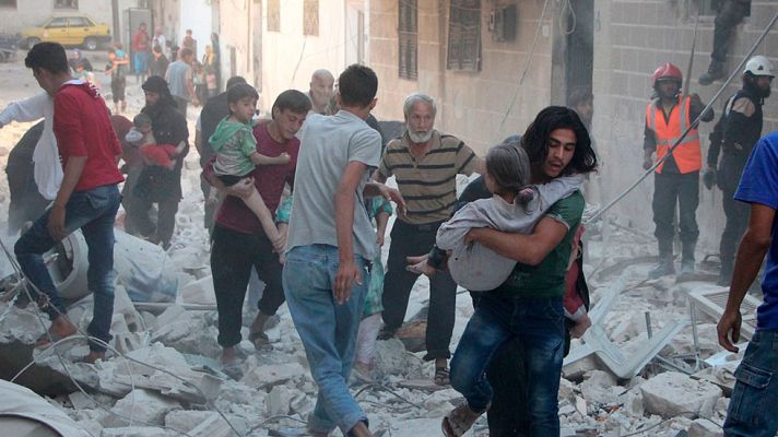 Telediario 1 - El Ejército de Al Assad y la aviación rusa avanzan sobre posiciones rebeldes en las provincias sirias de Idlib y Alepo