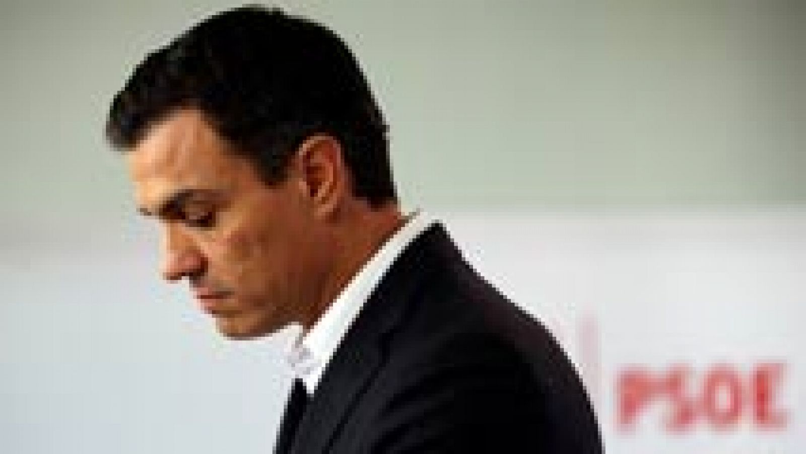 Sánchez dimite tras ser derrotado por sus críticos y perder la votación sobre primarias y el Congreso 'exprés' - Informativo 24h | Ver