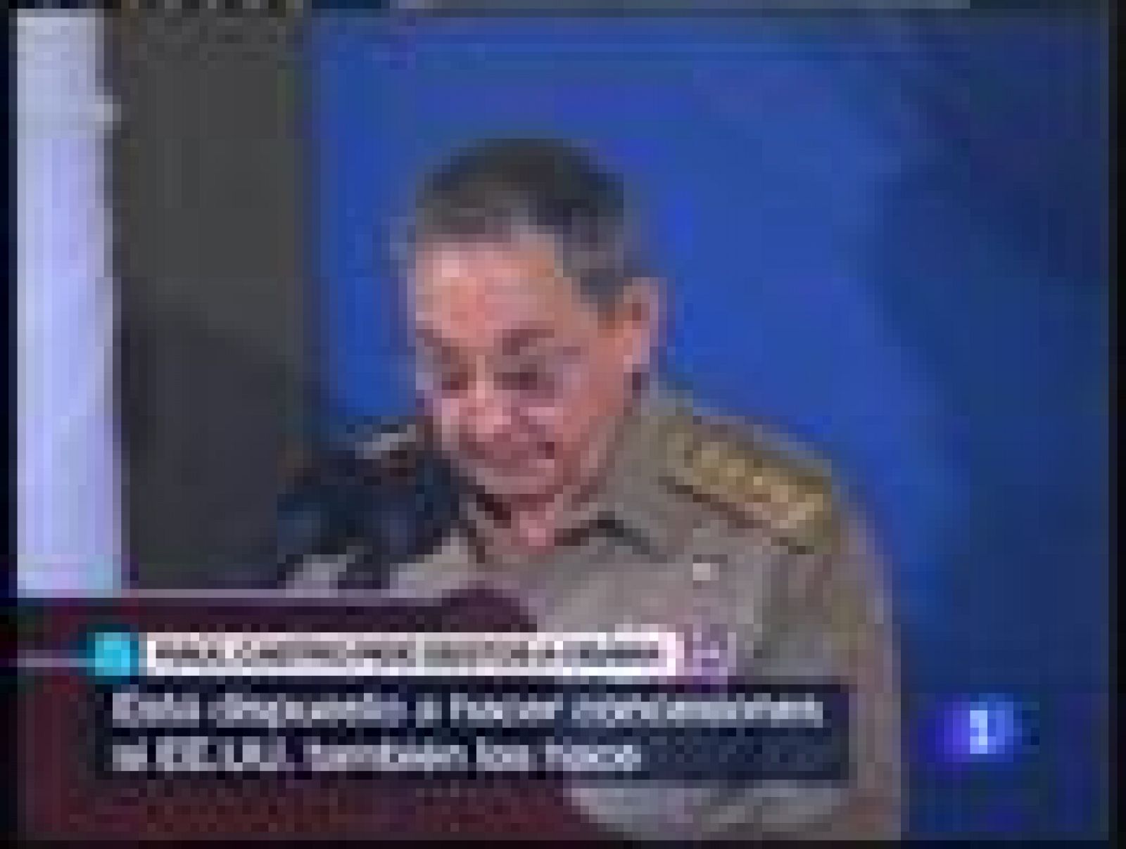 Raúl Castro hace un guiño a Obama tras el 50 aniversario de la Revolución