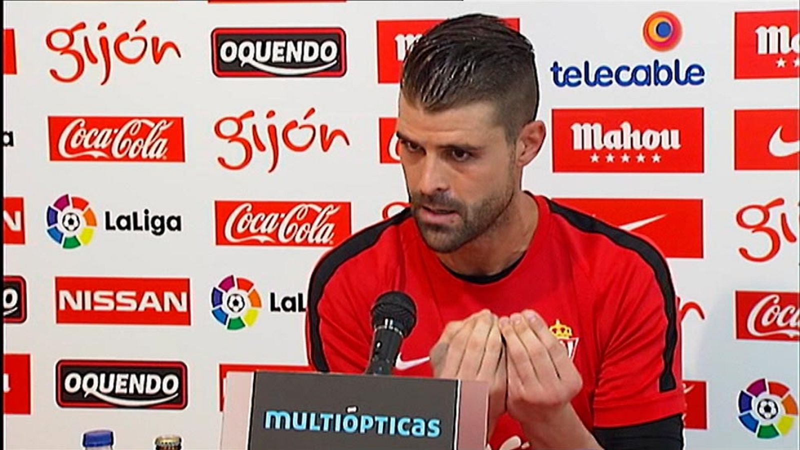 Cuéllar arremete contra un periodista: "Eres un idiota"