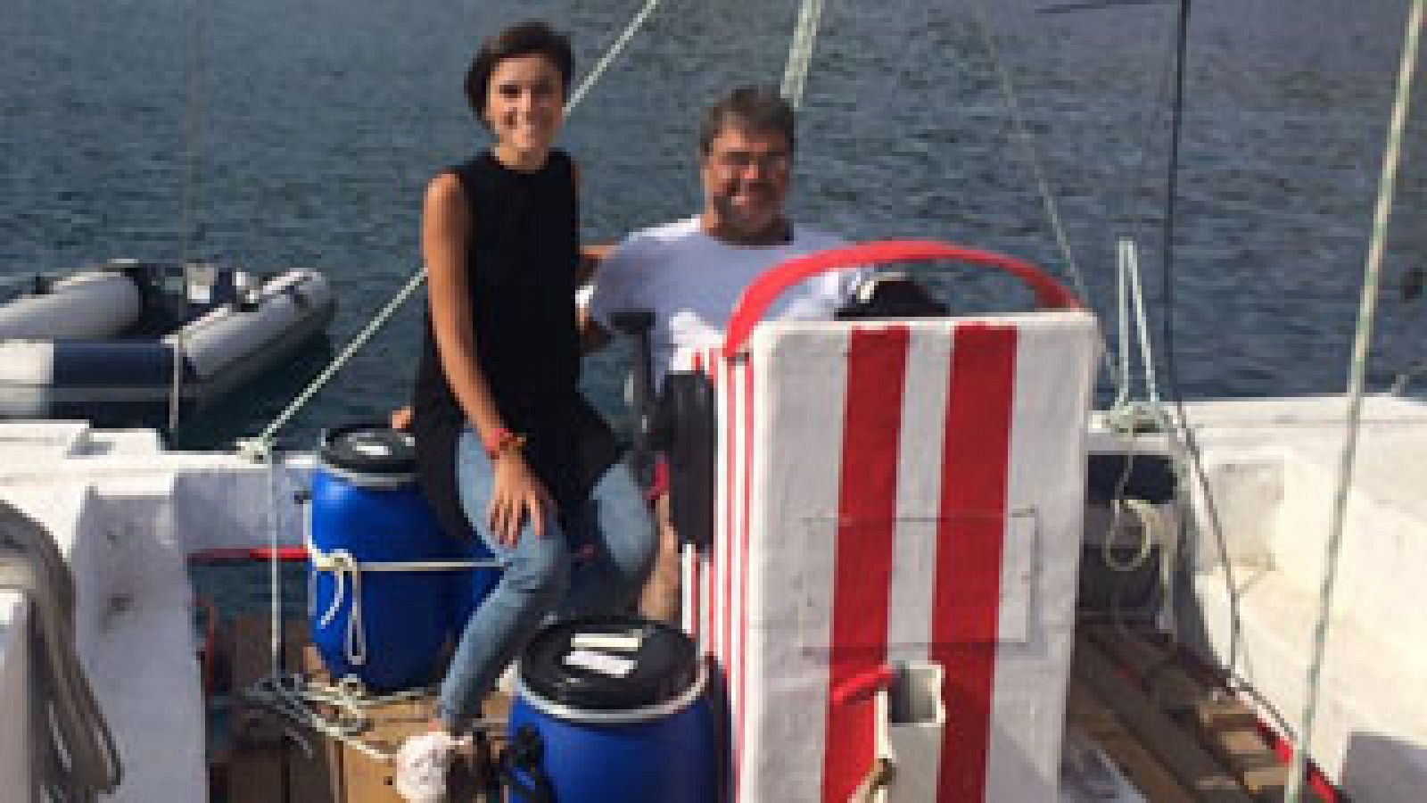 El catamarán de Pepe ¡ya surca las aguas! 
