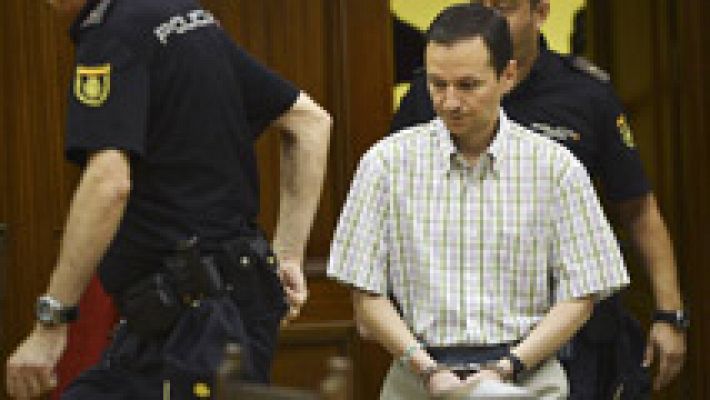 Telediario 1 - José Bretón, ingresado en el hospital tras autolesionarse en su celda