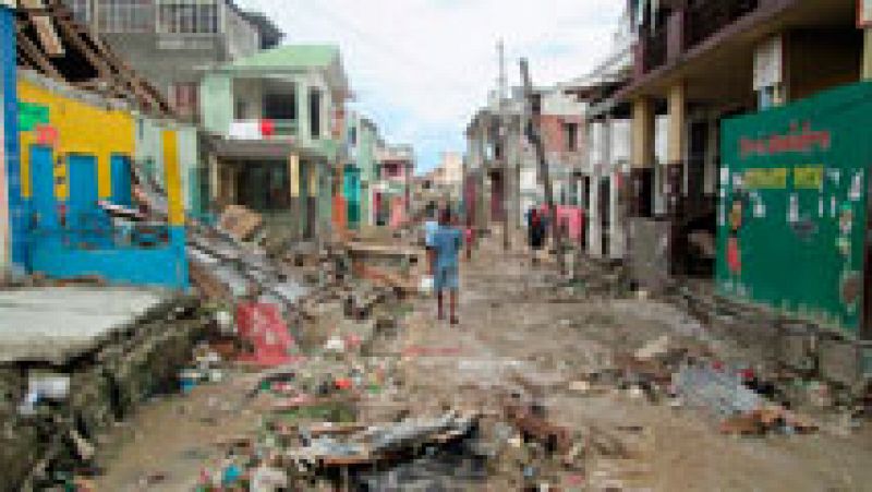 El huracán Matthew deja más de  842 muertos y miles de desplazados en Haití