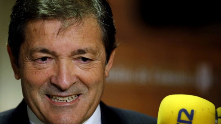 Telediario 1 - El PSOE advierte a Rajoy que la estabilidad tendrá que ganársela "día a día"