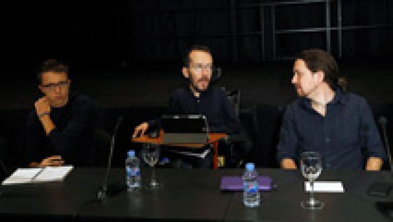 Podemos se postula como única oposición al PP si el PSOE se abstiene