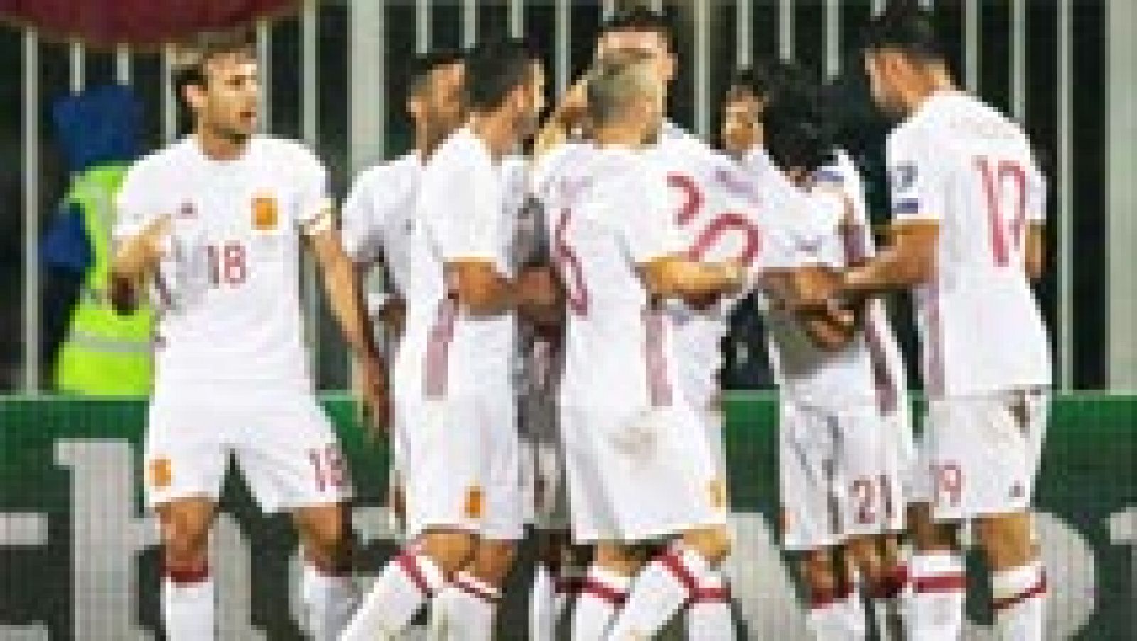 España cumple en Albania (0-2) | Ver