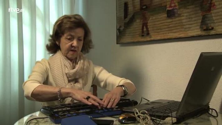 Crónicas - La importancia de la tecnología. Marina Martín / Sordociega