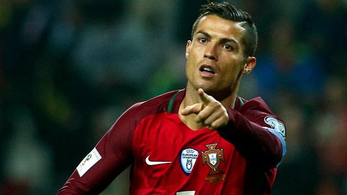 Telediario 1 - Cristiano vuelve en forma tras el parón de selecciones