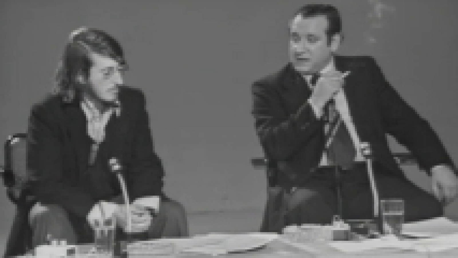 La clave - El negocio de la enseñanza