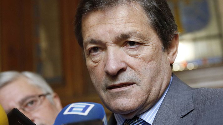 Telediario 1 - La gestora del PSOE niega que esté trabajando la abstención a Rajoy antes del Comité Federal