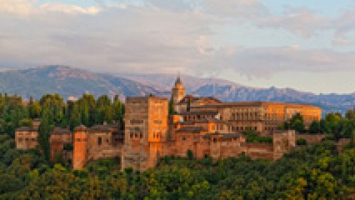 Telediario 1 - Lonely Planet elabora un libro con los 500 mejores destinos para visitar en el mundo